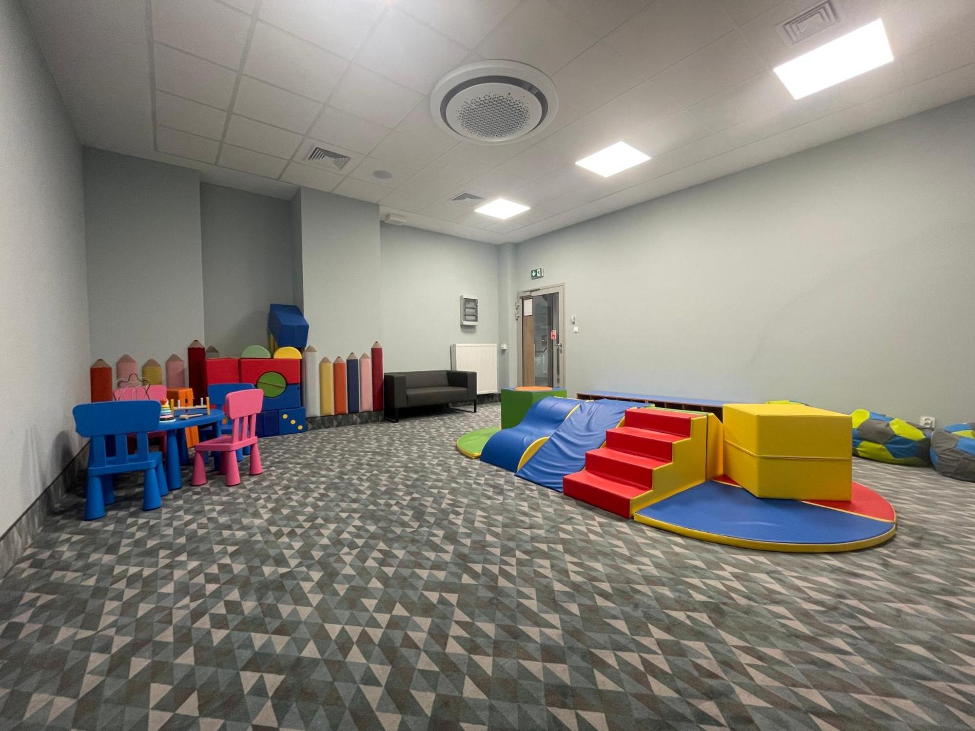 The Waves Kasprowicza 20c - Blisko Plazy! - Bezplatny Parking Podziemny - Klimatyzacja - Basen, Jacuzzi, Sala Fitness, Sala Zabaw Dla Dzieci I Sauny W Cenie! Апартаменти *