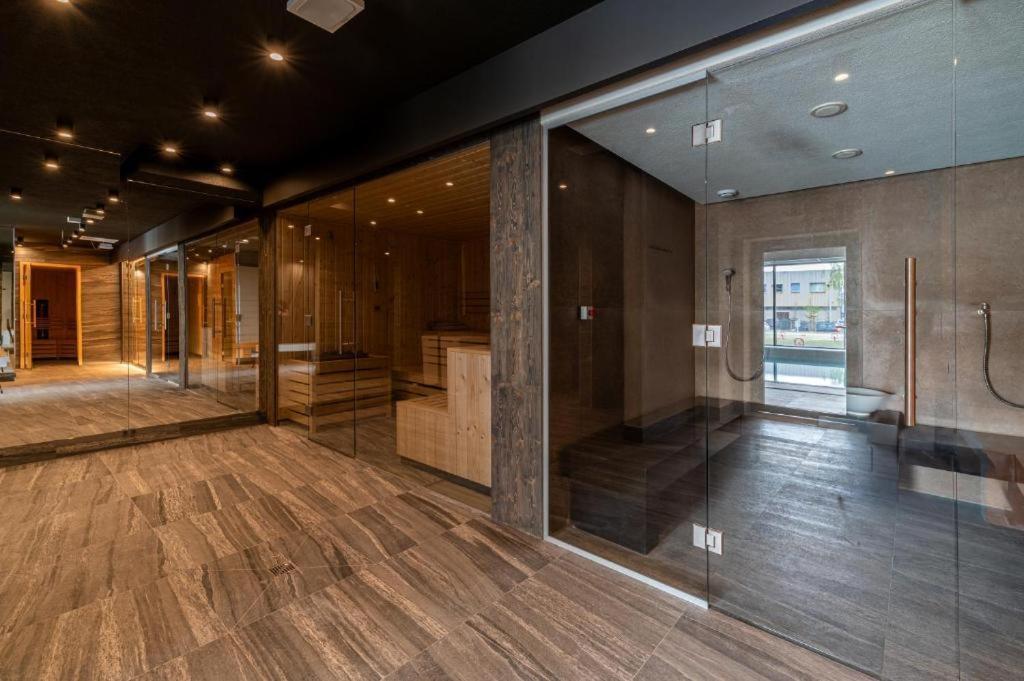 The Waves Kasprowicza 20c - Blisko Plazy! - Bezplatny Parking Podziemny - Klimatyzacja - Basen, Jacuzzi, Sala Fitness, Sala Zabaw Dla Dzieci I Sauny W Cenie! Апартаменти Колобжег